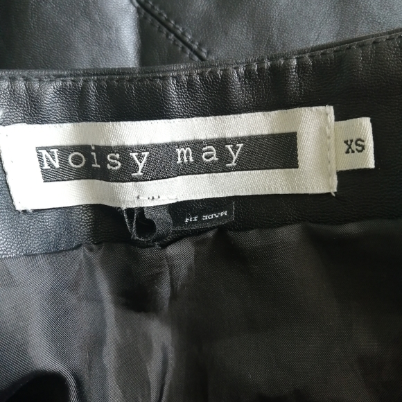❤️❤️ ❤️ BIG SALE!!!!Noisy May Skirt XS - Picture 3 of 8